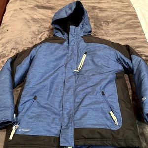 Like new worn once 3 in 1 ski jacket with detachable fleece.